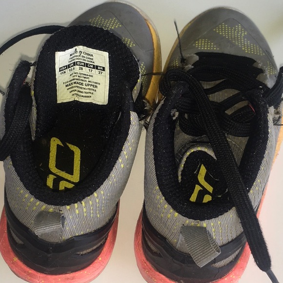 Under Armour Curry toddler sneakers shoes 11 - Picture 3 of 4